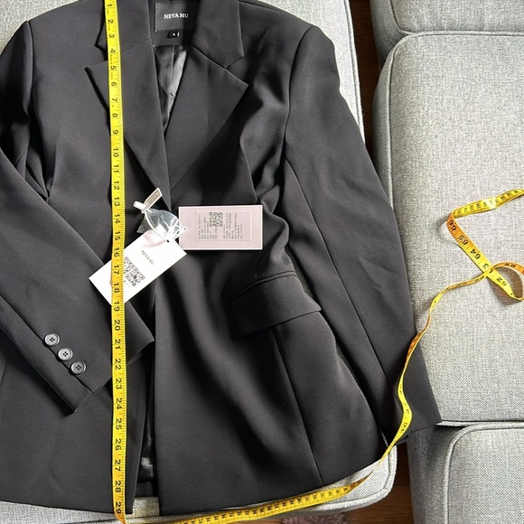 NEVA HU black designer jacket blazer slimming and casual, fall collection size S - Picture 15 of 16